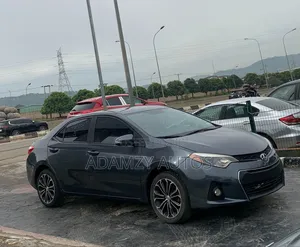 Toyota Corolla 2016 Blue