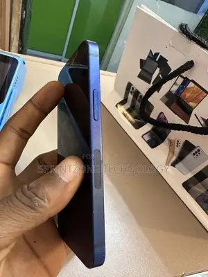 Apple iPhone 12 64 GB Blue