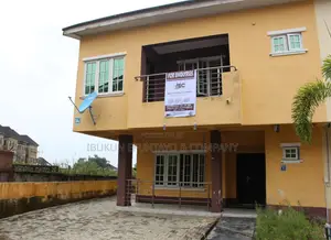 3bdrm Townhouse / Terrace in Lekki Garden Phase 5 for rent