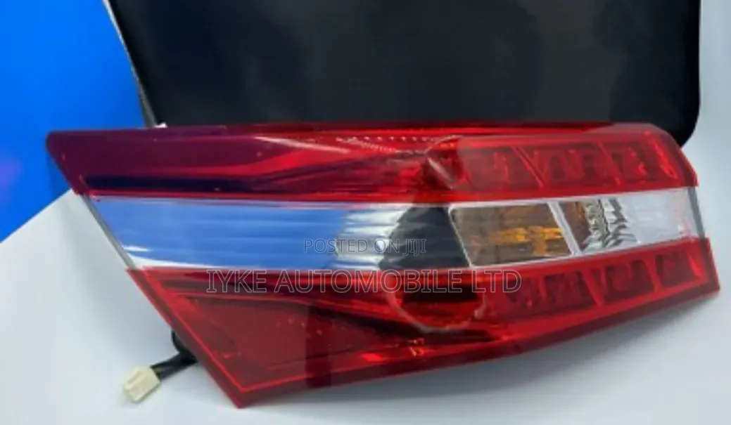 Rear Light Avalon 2015 One Side