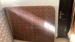 Mattress 4.5 X6 by 8inches