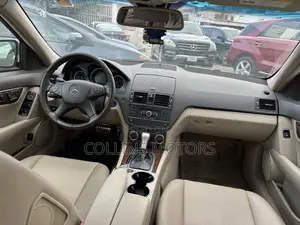 Mercedes-Benz C300 2010 White