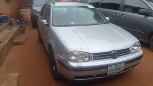 Volkswagen Golf 2003 Silver