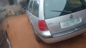 Volkswagen Golf 2003 Silver