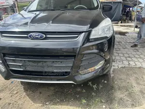 Ford Escape SE 4dr SUV (1.6L 4cyl Turbo 6A) 2014 Black