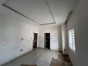 3bdrm Block of Flats in Life Camp for sale