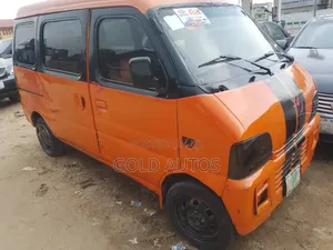 Suzuki APV Minibus 2010 Orange