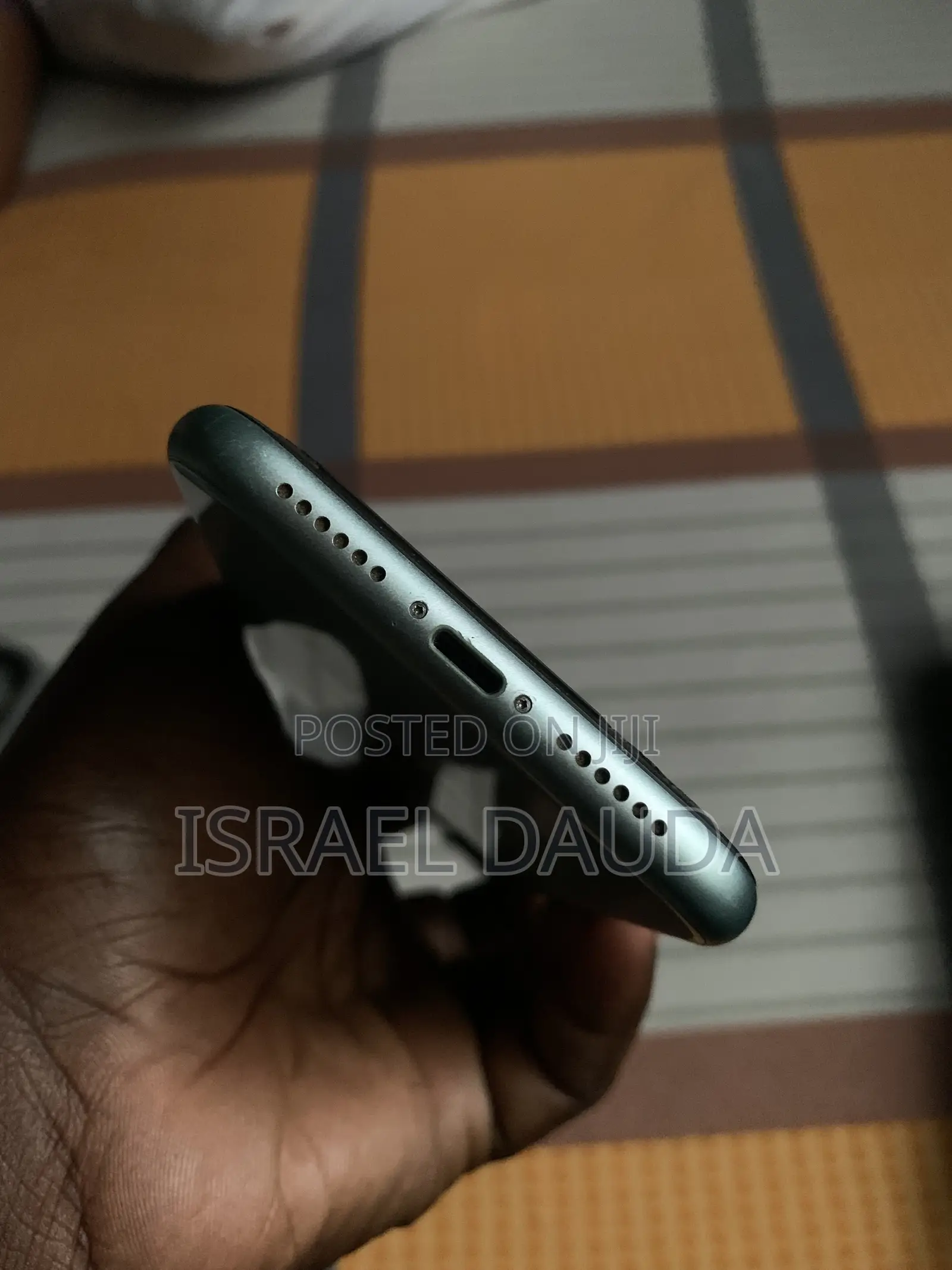 Apple iPhone 11 64 GB
