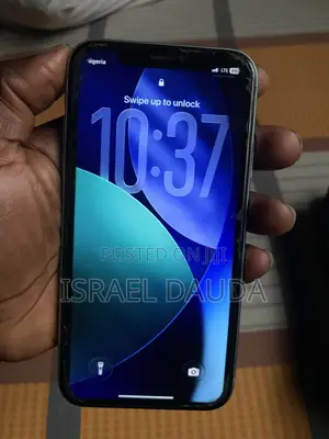 Apple iPhone 11 64 GB