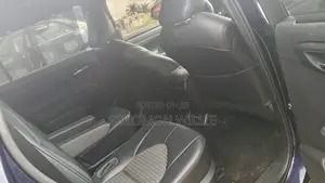 Toyota Highlander XSE 2021 Blue