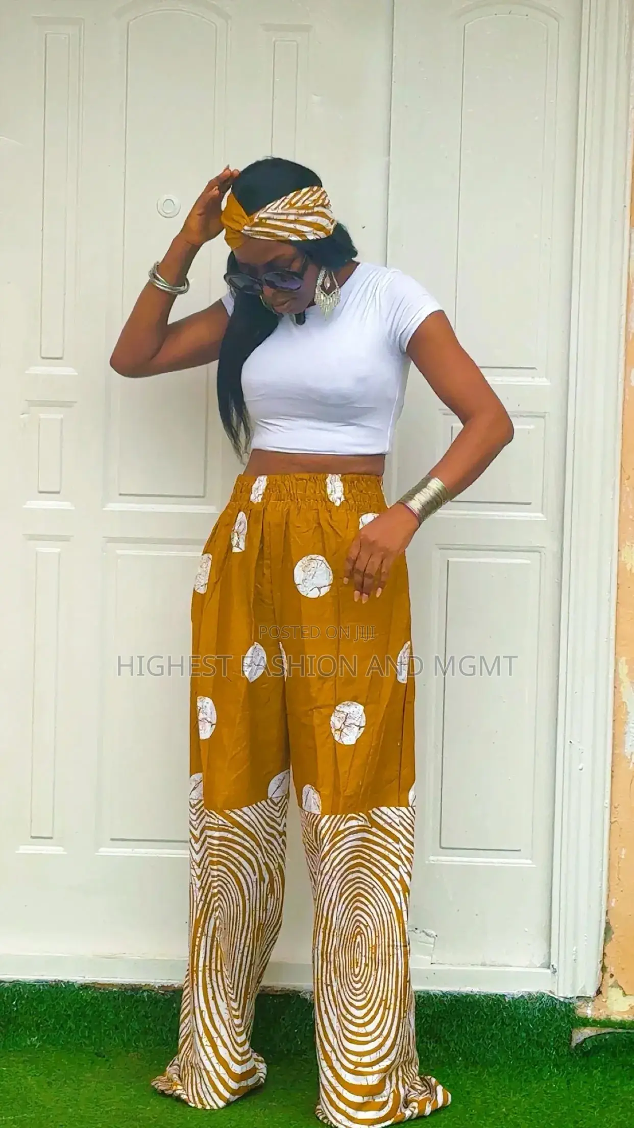Pants and Bow - Style 653