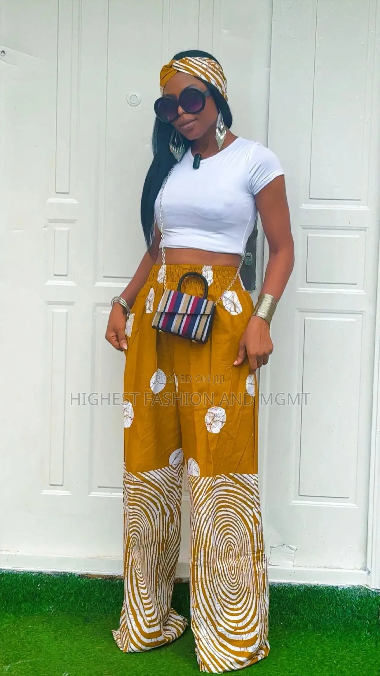 Pants and Bow - Style 653