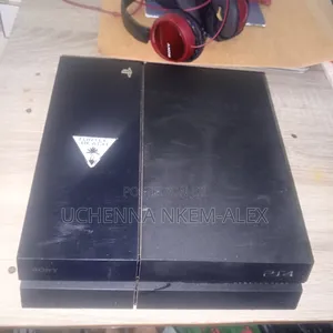 Ps4 Console