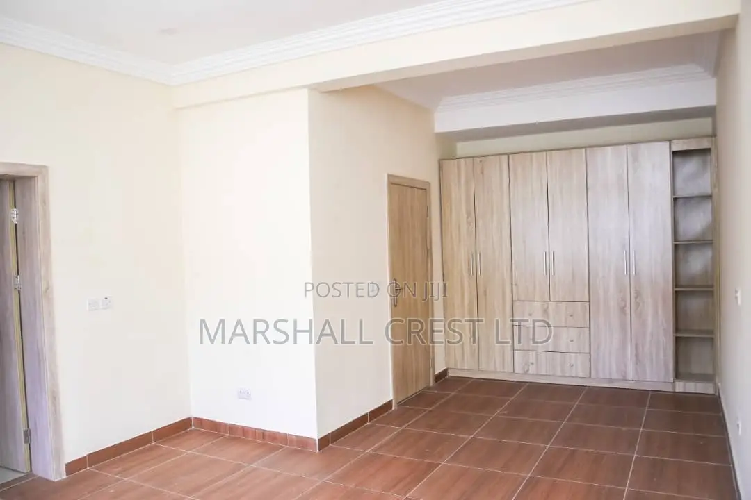 2bdrm Duplex in Lekki Phase 2 for rent