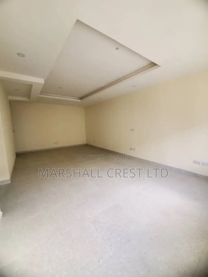 2bdrm Duplex in Lekki Phase 2 for rent