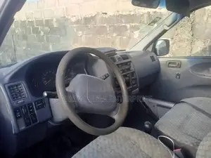 Toyota HiAce 2006 Grey