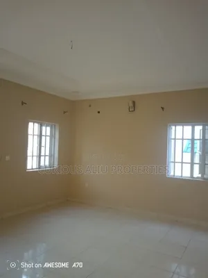 4bdrm Duplex in Ako Estate, Life Camp for rent