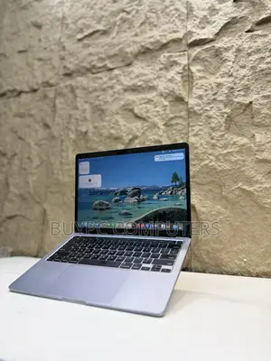 Laptop Apple MacBook Pro 2020 16GB Intel Core i7 SSD 512GB