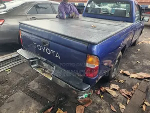 Toyota Tacoma 1995 Blue