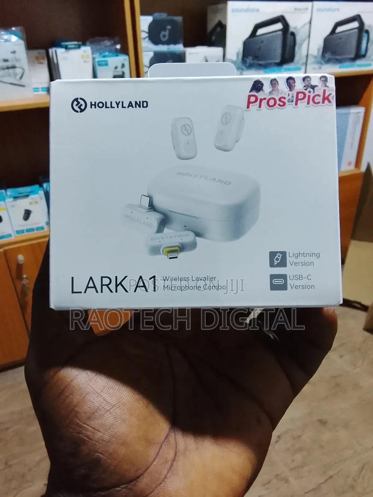 Lark A1 Wireless Microphone Combo