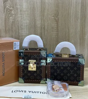 Premium Quality Louis Vuitton Box Handbag