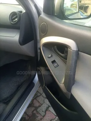 Toyota RAV4 2.0 4x4 VX Automatic 2006 Silver
