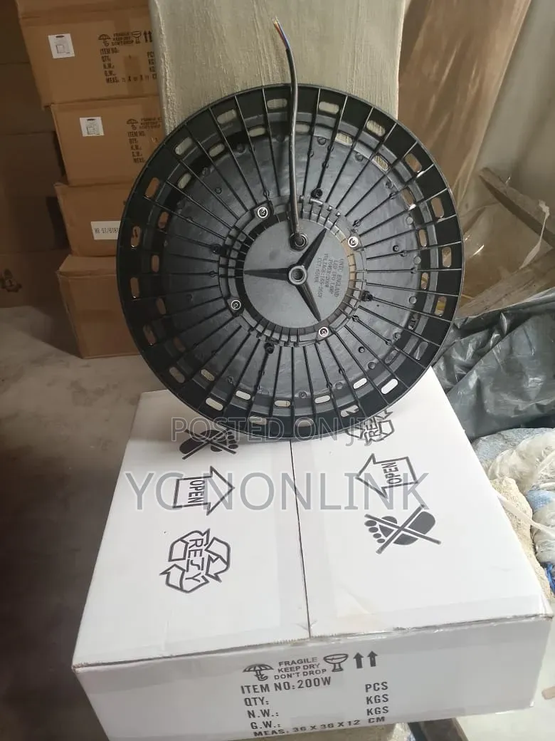 Light 200 Wahs