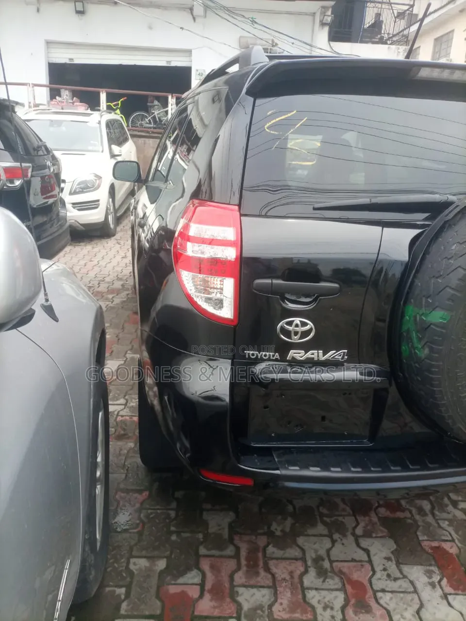 Toyota RAV4 2010 Black