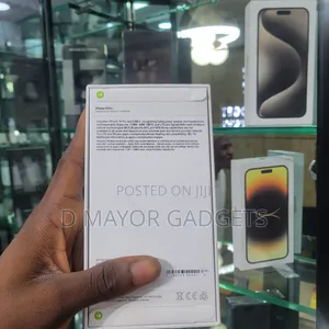 New Apple iPhone 15 Pro 128 GB White