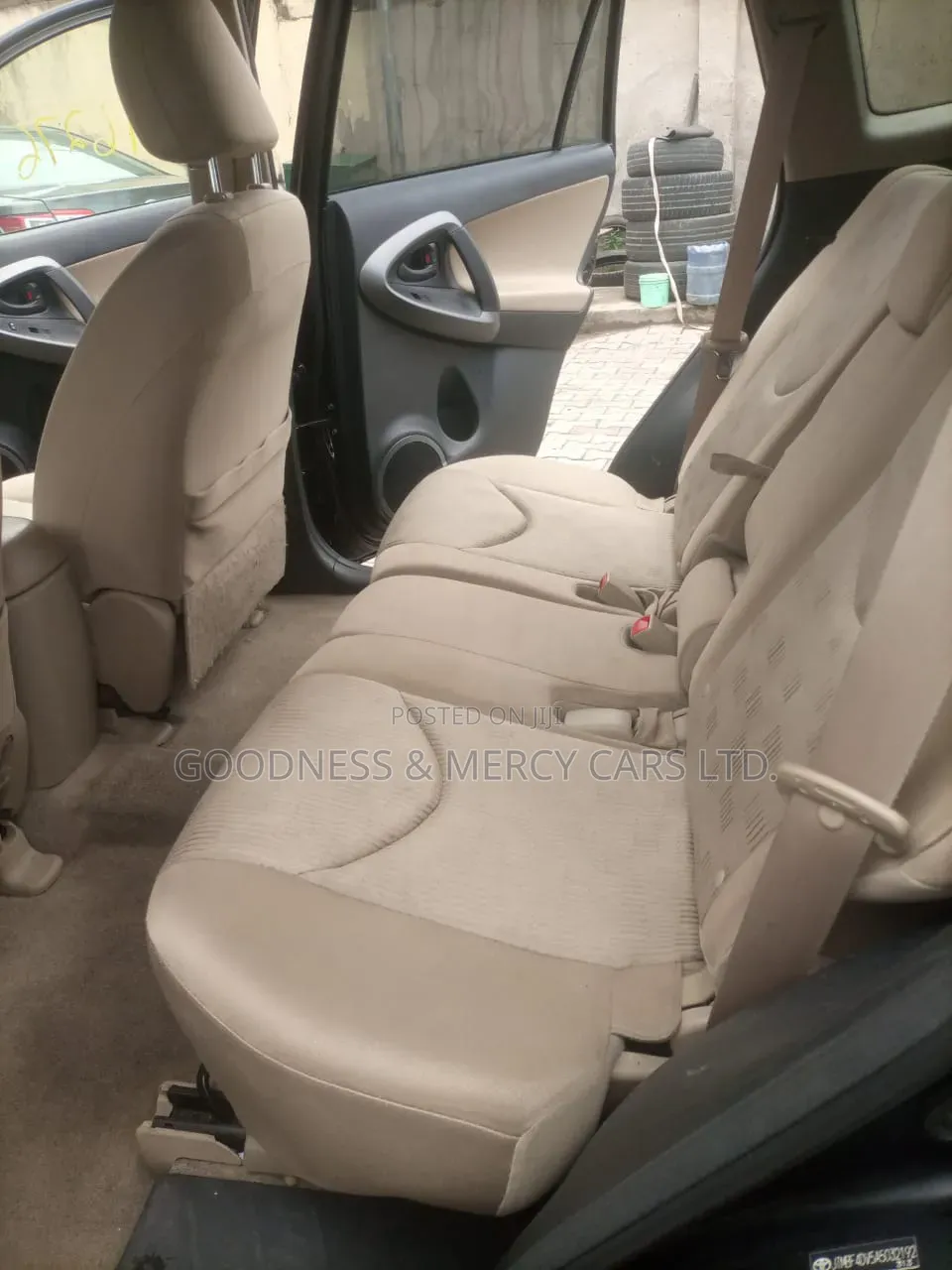 Toyota RAV4 2010 Black