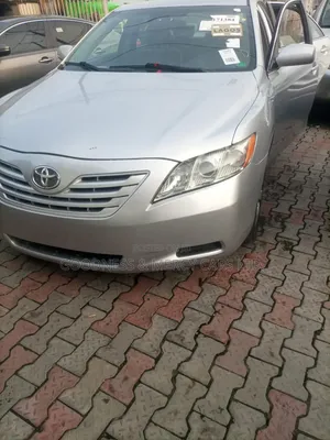 Toyota Camry LE 4dr Sedan (2.4L 4cyl 5A) 2009 Silver