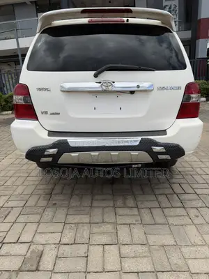 Toyota Highlander V6 2005 White