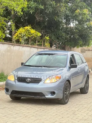 Toyota Matrix Hatchback AWD (1.8L 4cyl 4A) 2006 Blue