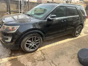 Ford Explorer 2016 Black