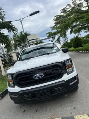 Ford F-150 XL 2024 White