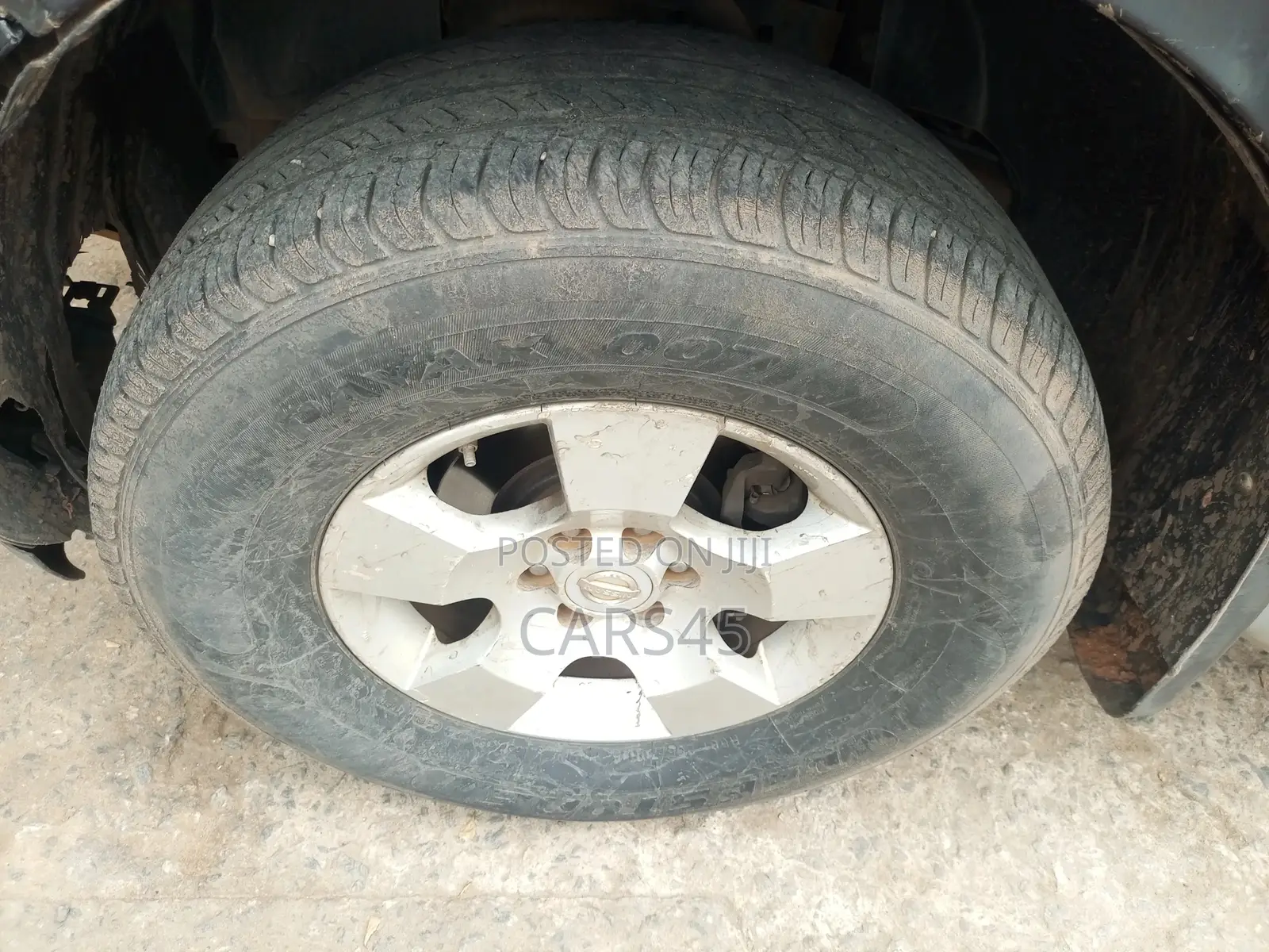 Nissan Pathfinder 2005 Black