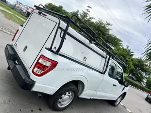 Ford F-150 XL 2024 White