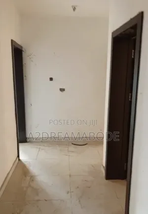 3bdrm Apartment in Gbagada, Medina for rent