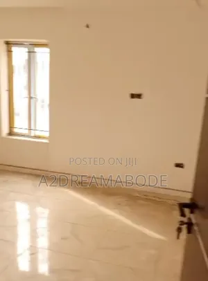 3bdrm Apartment in Gbagada, Medina for rent