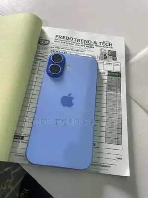 New Apple iPhone 16 128 GB Blue