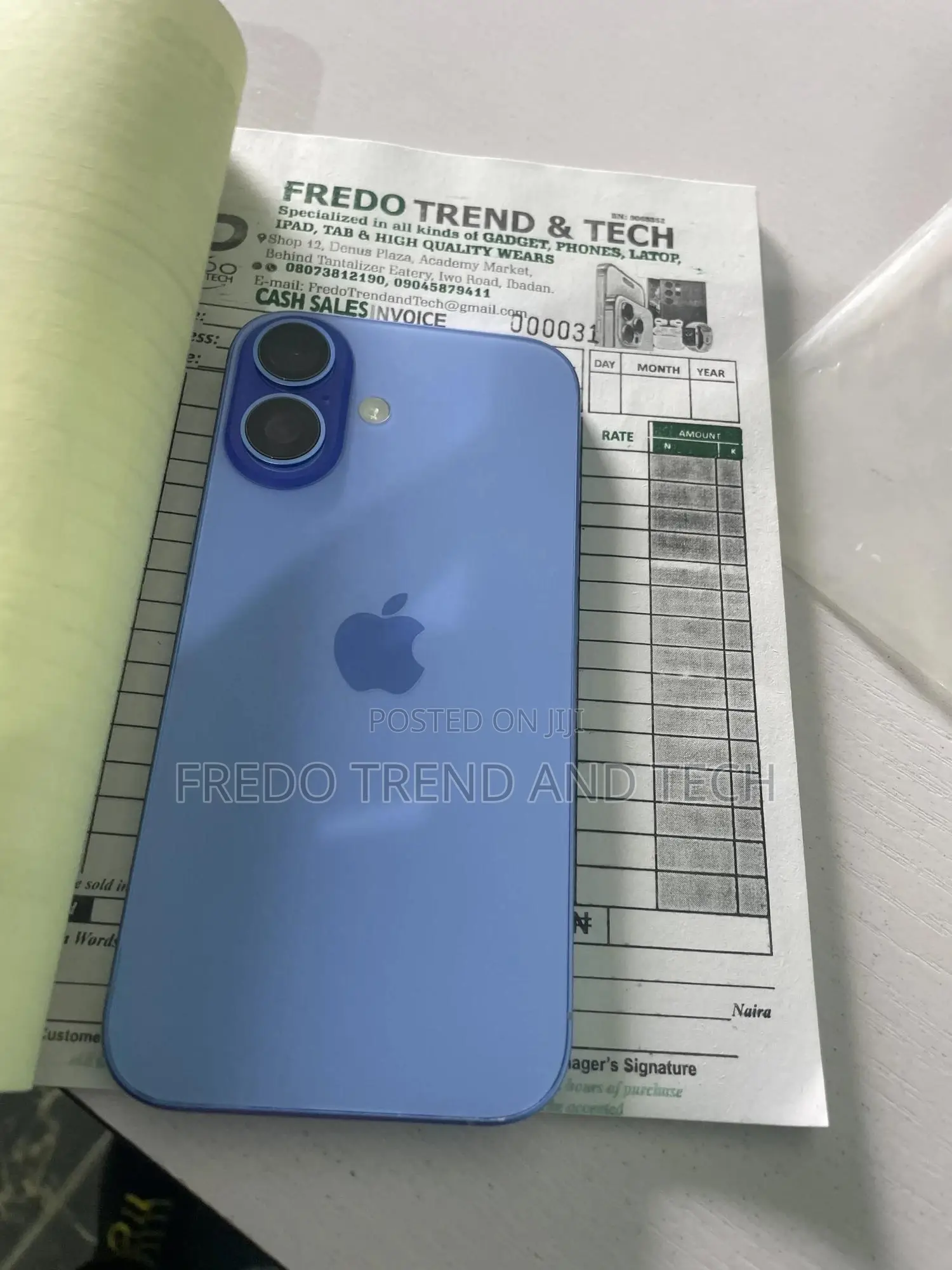 New Apple iPhone 16 128 GB Blue