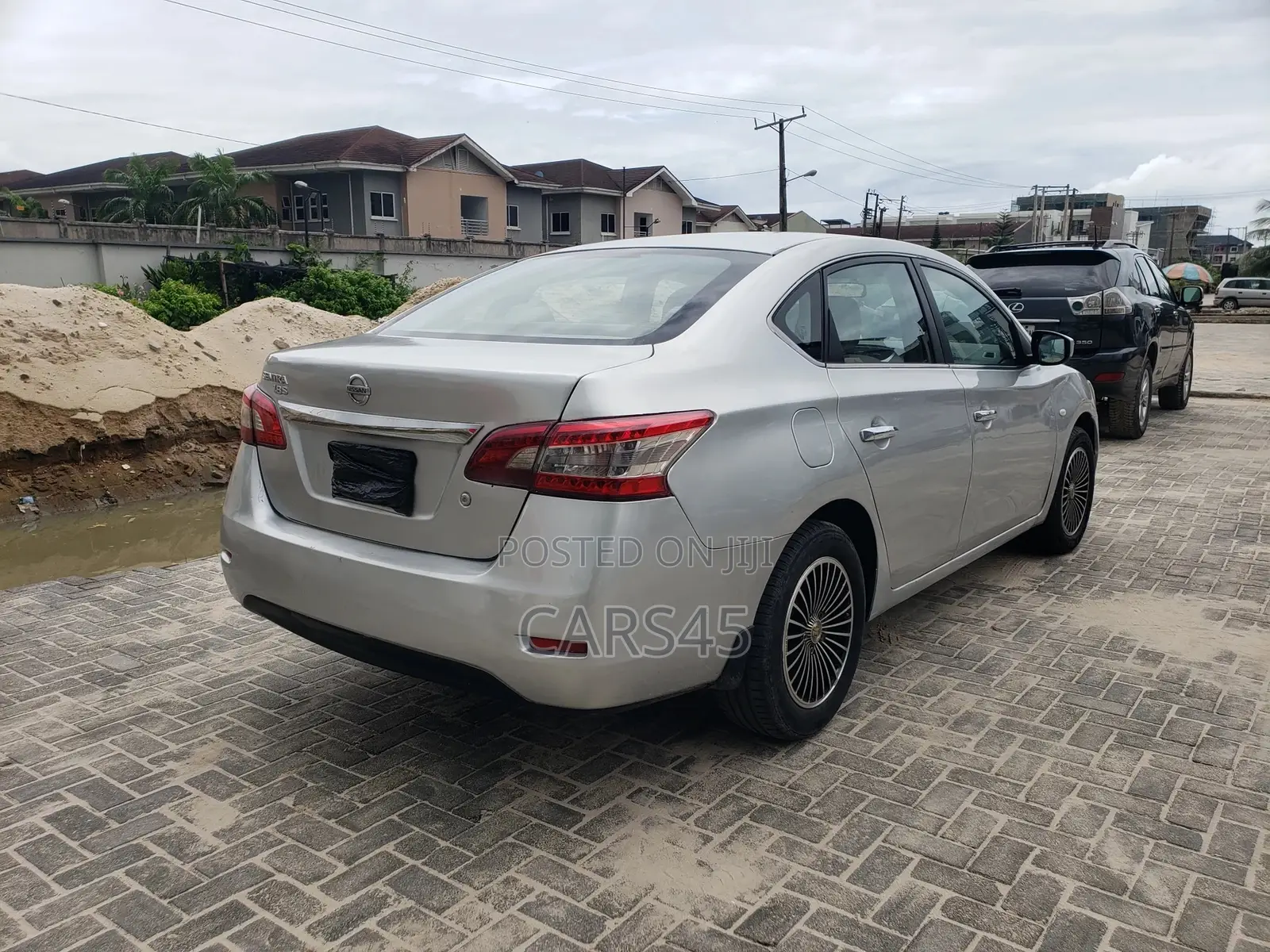 Nissan Sentra 2013 Silver