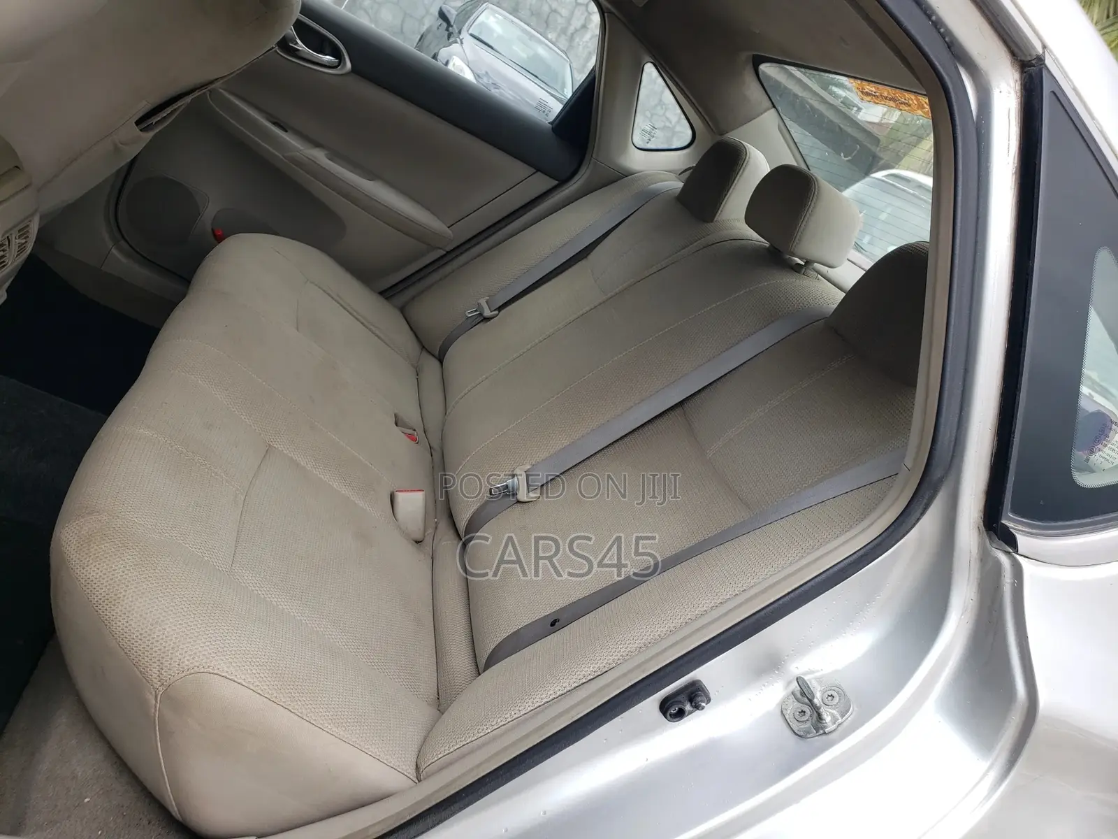 Nissan Sentra 2013 Silver