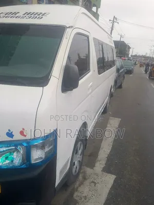 Toyota HiAce 2012 White