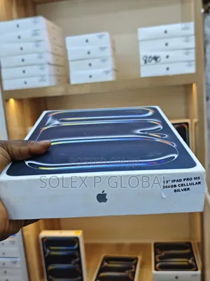 New Apple iPad Pro 13 (2025) 256 GB