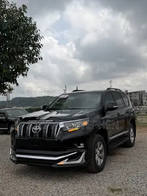 Toyota Land Cruiser Prado 2016 Black