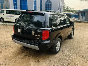 Honda Pilot EX 4x4 (3.5L 6cyl 5A) 2004 Black