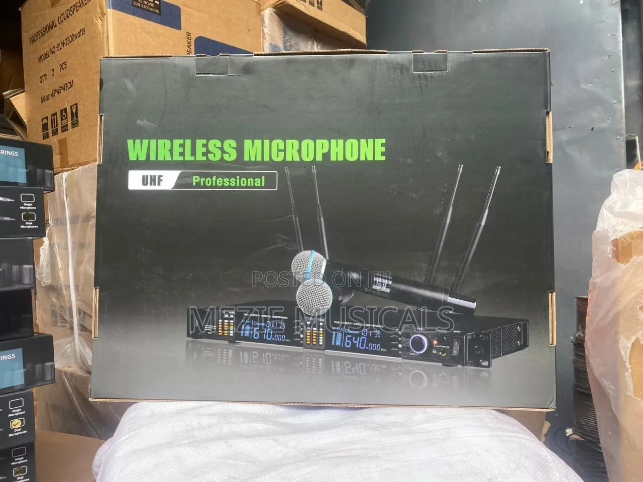 El Novik Wireless Microphone