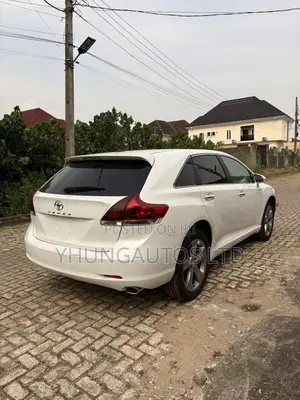 Toyota Venza XLE AWD V6 2013 White
