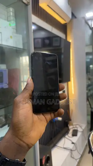 Apple iPhone 11 Pro 64 GB Black